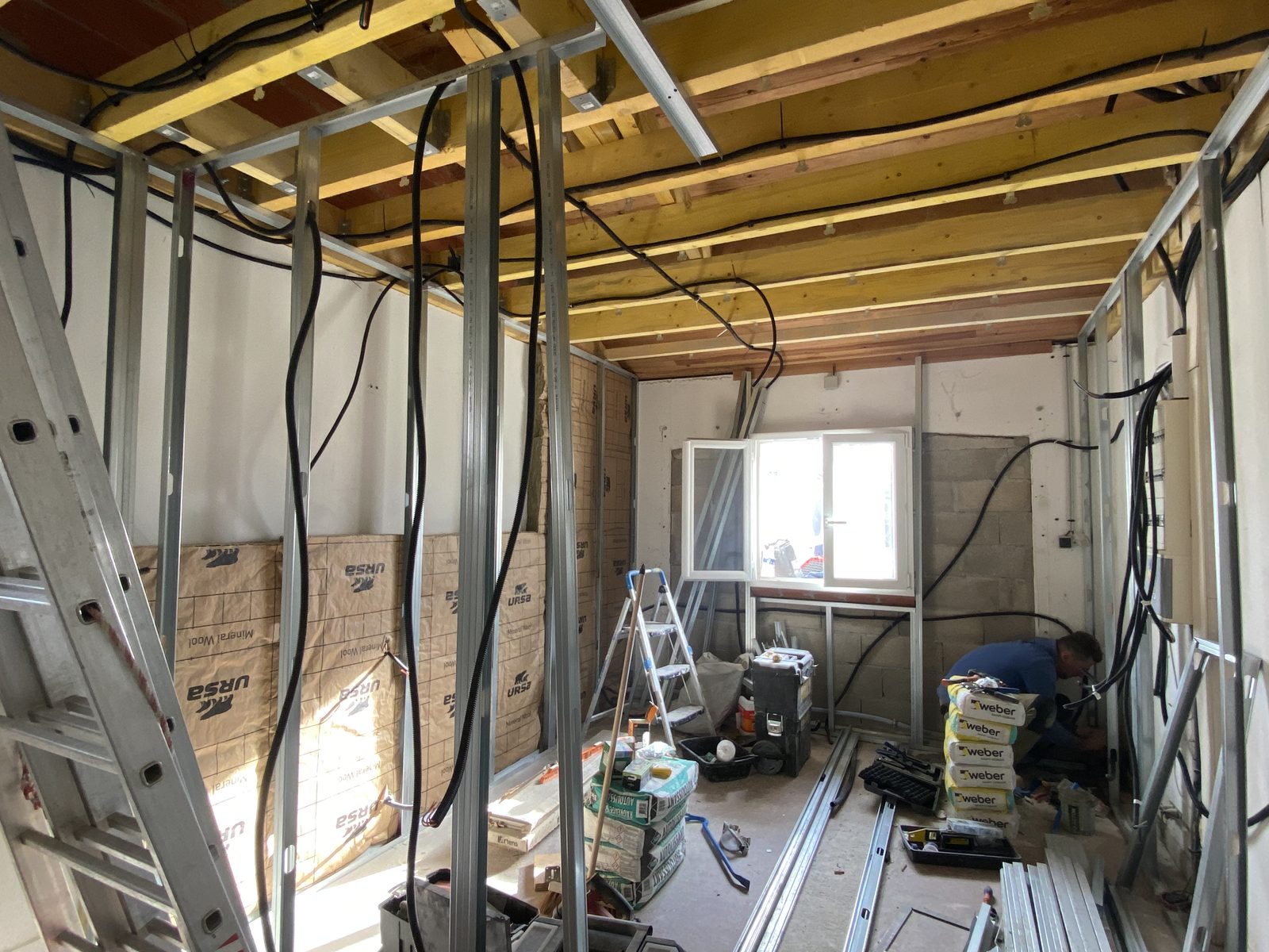 Aménagement du garage en suite parentale pendant les travaux : structure et création de l'étage